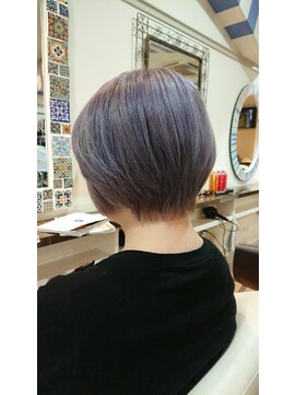 オズギュルヘア(Ozgur hair) ショートボブ×グレージュカラー