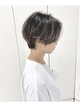 "giinii hair"かっこいい雰囲気で美人になれるハンサムショート☆【ハイライト/白髪ぼかし/横浜】