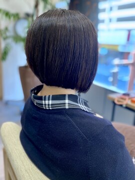 フリップビーアヴェダ(FLIP B AVEDA) 本八幡×黒髪×ボブ×艶髪