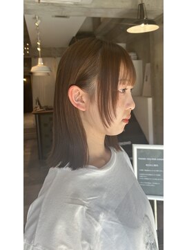 ココモ(KOKOMO) 【 NINA 】フェイスレイヤー/ミディアム