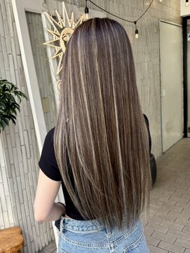 ヘアプレイスソル (HAIR PLACE SoL) 艶髪ストレートカット/ツーカラー/ライトブラウン/ベージュ