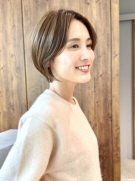 ビュートリアム 南青山(BEAUTRIUM) 前髪なしハンサムショートショートボブ30代40代50代表参道青山