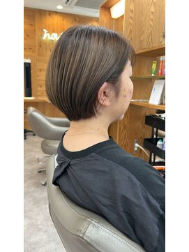 ヘアーズアトゥー(hairs a.t.u) 丸みショートボブ