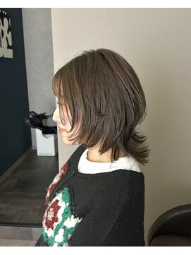 レイヤーウルフ×オリーブベージュ