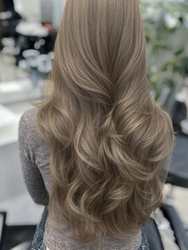 h08オリーブベージュブリーチカラー透明感カラー髪質改善