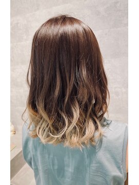 シーク センター南店(seek) フォギーベージュ×グラデーションカラー