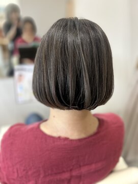 ヘアアンドスパ エメ(Aimer) 白髪デザインカラー