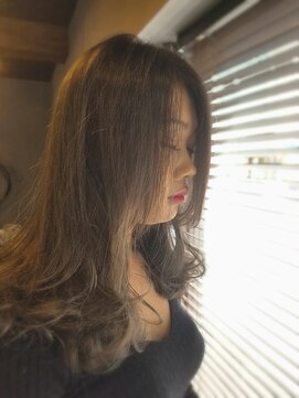 ピリナ(Pilina) イルミナカラーで艷髪　【Pilina　戸塚】