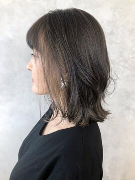 アイティー バイ アルバム 浦和店(IT by ALBUM) インナーハイライト_ハイライトカラーオリーブカラー_ba243892