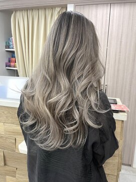 ジゼル(gisele) (稲毛)ハイライト履歴をバレイヤージュ