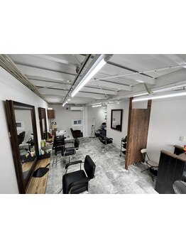 こだわりの詰まった空間で髪も心も癒される♪日常を忘れて、癒しのサロンタイムをお過ごしください...