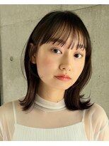 ガーデンヨコハマ(GARDEN YOKOHAMA)&nbsp;セミディミディアムレイヤーシアーカラー顔まわりフルバング