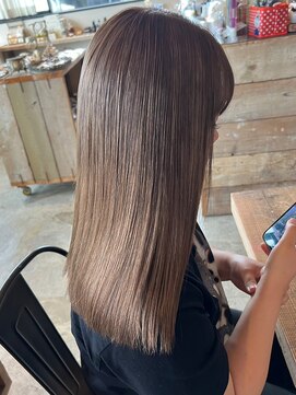 シン(shin) セミディ/カラー/ベージュカラー/アッシュカラー/グレーベージュ