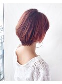 20代30代40代　ふんわり大人ショートボブレイヤースタイル