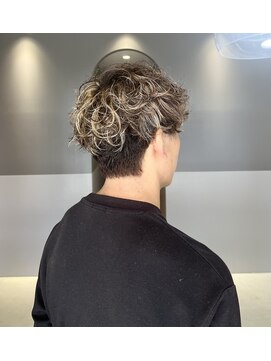 イル(il) メンズハイライト