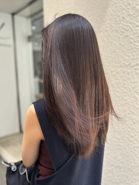 エル 横浜(eL) うる艶ロングヘア