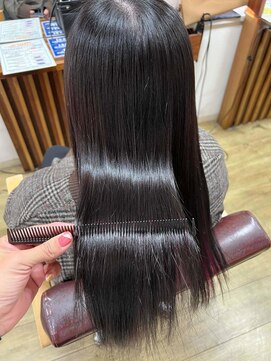 アローズ(arose) ☆誰もが憧れる艶髪に癖も広がりもなくなる髪質改善縮毛矯正