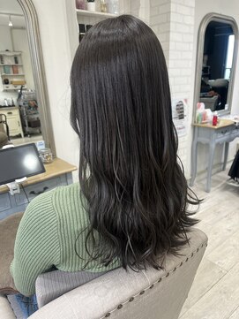 ガーデン バイ イル(GARDEN by illu Co.Ltd) オリーブカラー×暗髪