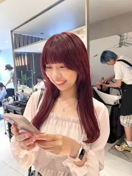 ヘアサロンガリカアオヤマ(hair salon Gallica aoyama) 深みのあるピンクラベンダーと顔周りレイヤーでガーリースタイル