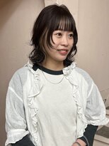 イル(iru)&nbsp;レイヤーボブ　インナーカラー　パーマスタイル