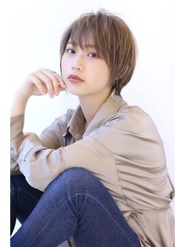 オーロ 塚口店(ORO) 束感くびれショートボブ