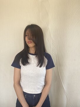 ジュリア(Giulia) ストレートパーマでレイヤーカットが可愛い