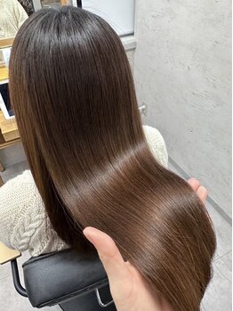 スーリール 鹿児島中央店(Sourire)の写真/【全国でも数少ないヘアケアのプレミアムサロン】COREMEトリートメントで感動のさらツヤをご体感ください!!