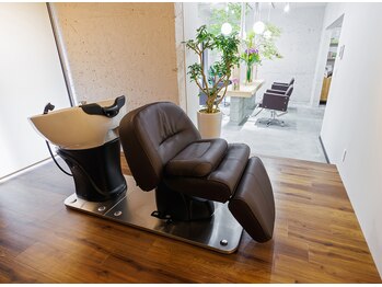 ist 2nd【イスト　セカンド】