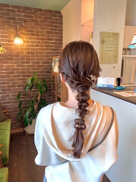 アズグロウヘアー(AS GROW HAIR) 大人のこなれローポニー