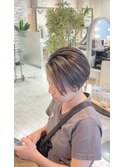 20代30代人気ハンサムショート透明感ハイライト