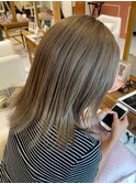 透明感アッシュベージュ