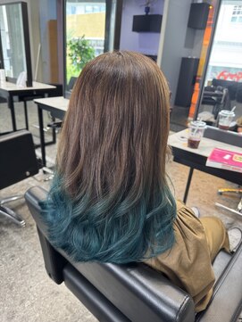 パヌポン(PANUPON) ケアブリーチバレイヤージュマットグリーンハイライトベージュ