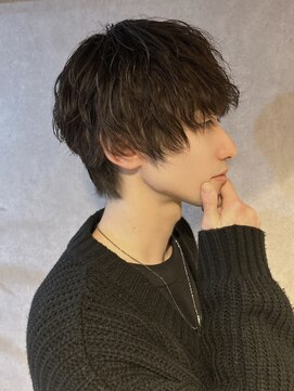 ジーナ 天神(Zina) ミディアムマッシュ/ゆるツイストスパイラルパーマ