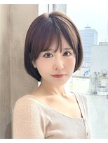 アフロート ルヴア(AFLOAT RUVUA) 「岩田莉奈」ハイライトで白髪ぼかし★くびれショートボブ 新宿