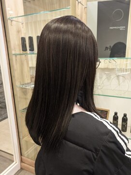 カミケンアジト(kamiken.ajito) 暗髪◎うる艶ディープカラー【カミケンアジト/福島】