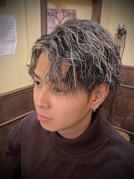 ヴァッシュ 中野店(VASH) ハイライトツイストスパイラル