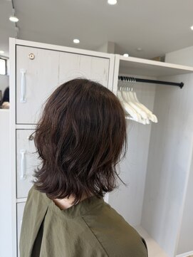 シアリー(SHEERIE) ミディアムパーマ