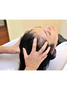 5種類から選べるヘッドスパは≪farbe Plum≫のイチ推し★髪も頭皮も心までも満たされる格別なひとときを！