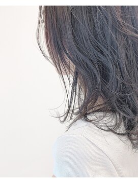 ガーランドウメダ(Garland umeda) ミディアムレイヤー