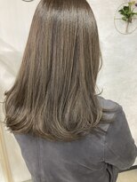 ロミータ by P.C.H(Lomita)&nbsp;マットグレージュ