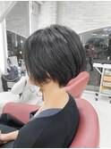 丸み/小顔/グラデーションショート/黒髪/ショート/30代40代/