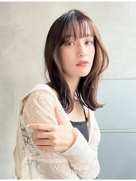 エイミー(Aimee) Aimee 町田 大人可愛い小顔レイヤー×艶感ベージュ