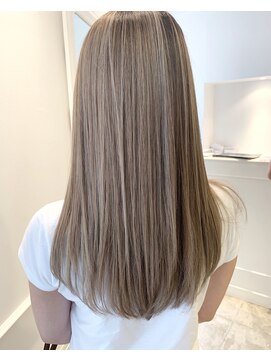 ノイ(NEU) 【NEU×石田】やわらかミルクティベージュ♪