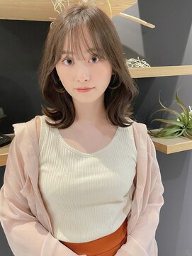 ルフェリ(Lufeli) 《Lufeli》小野裕大 くびれミディアム＊ベージュ＊小顔カット