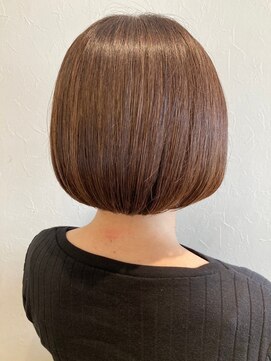 エヌアンドエー 春日部東口店(hair shop N&A) 大人かわいいショートボブ 丸みボブ 髪質改善ケアカラー