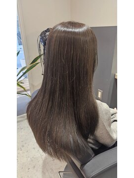 アカデミーサロンイー 代々木店(Academy Salon E) Academy salon E オリーブグレージュ