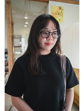 ブーフ(bufr) 抜け感ロング × 顔まわりレイヤー