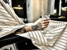 フランクスバーバー アンド ビアークラブ(FRANK'S BARBER and BEER CLUB)の雰囲気（仕事終わりにビール片手に◎［メンズ/バーバー/有楽町/日比谷］）
