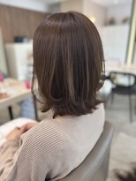 アヴァンス 箕面(AVANCE.)&nbsp;ミディアム×レイヤー×髪質改善カラー