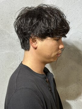 ニアウ 高崎店(Niau) MEN’S HAIR/シャドウパーマ/刈り上げセンターパート/群馬高崎